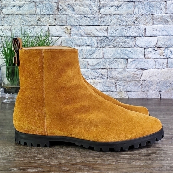 Stuart Weitzman Riley Lug Sole Suede Ankle Boots - Picture 3 of 11